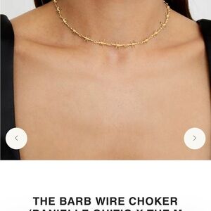 The M Jewelers Barb Wire Choker